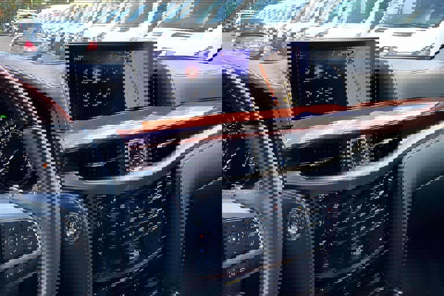 Used 2019 Lexus LX 570 4WD image 17