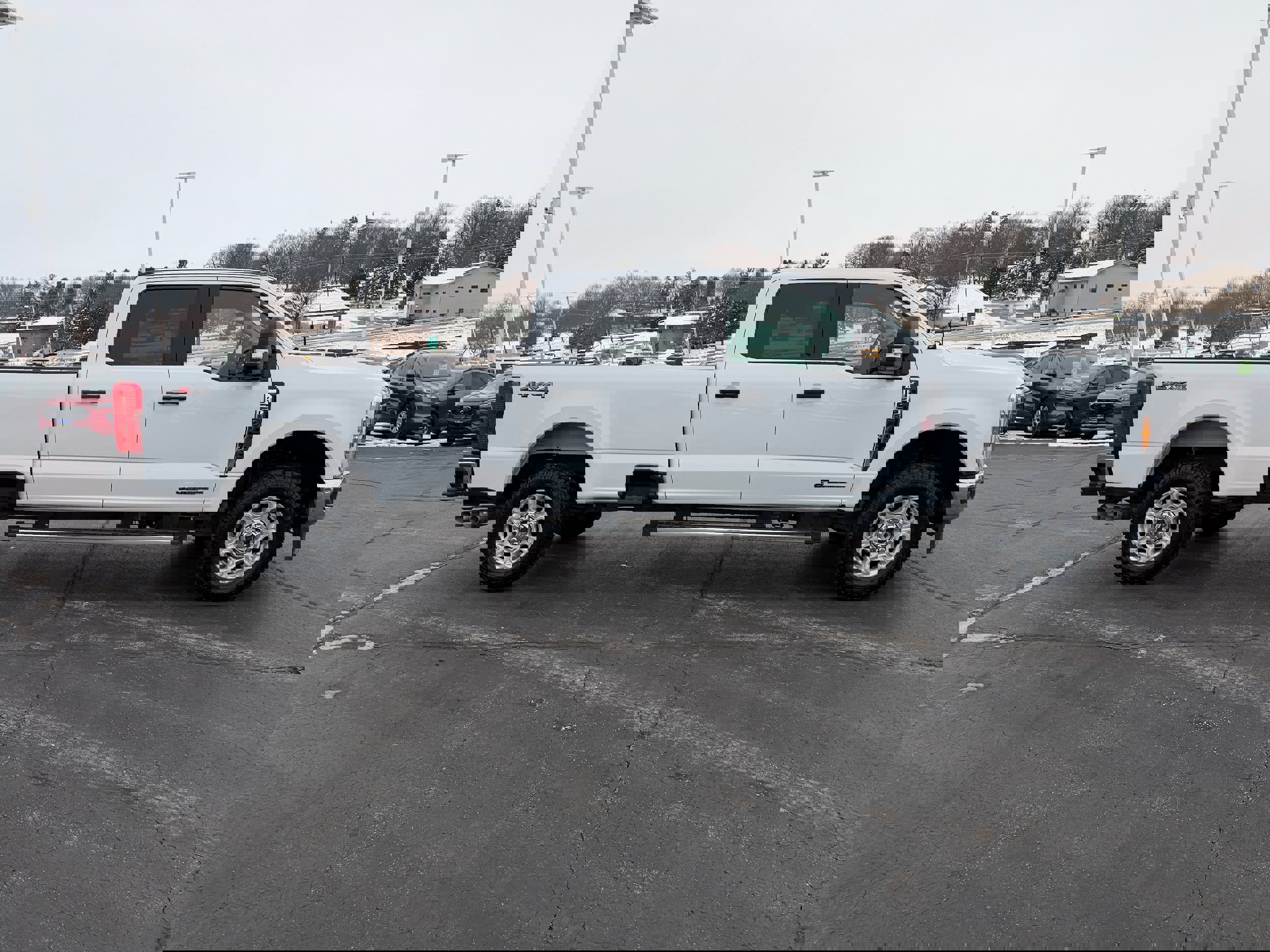 Certified 2025 Ford F250 XLT image 6