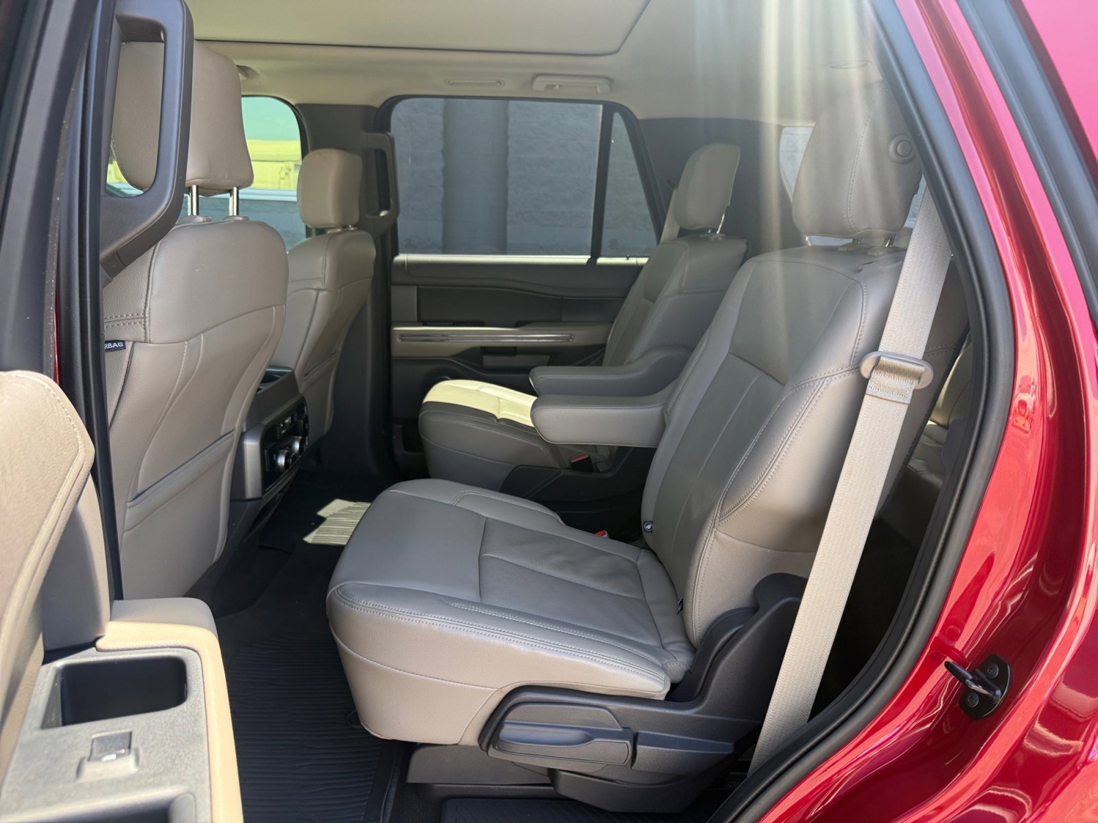 Certified 2020 Ford Expedition XLT w/ Equipment Group 202A RWD image 16