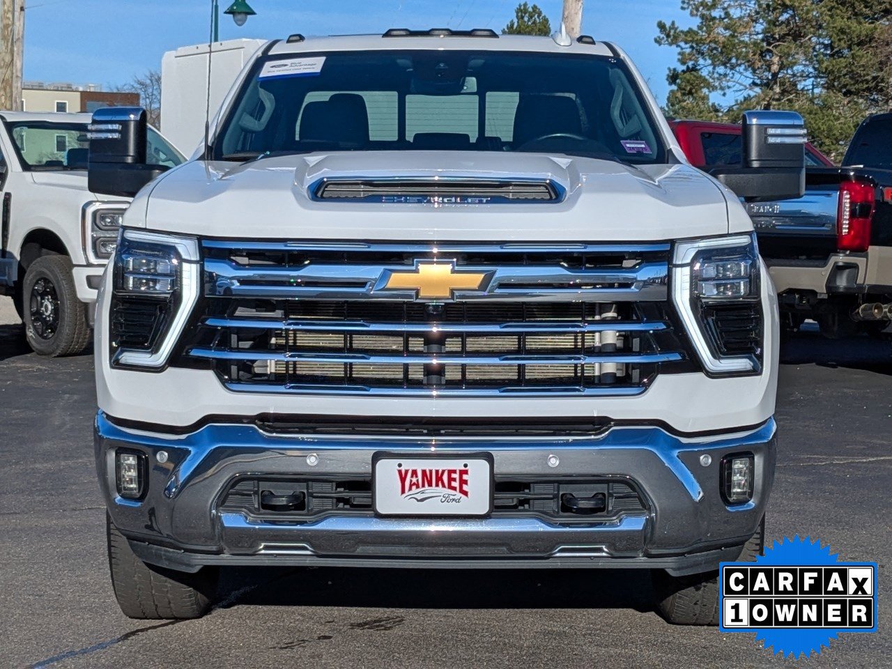 Used 2024 Chevrolet Silverado 2500 LTZ w/ LTZ Plus Package image 8