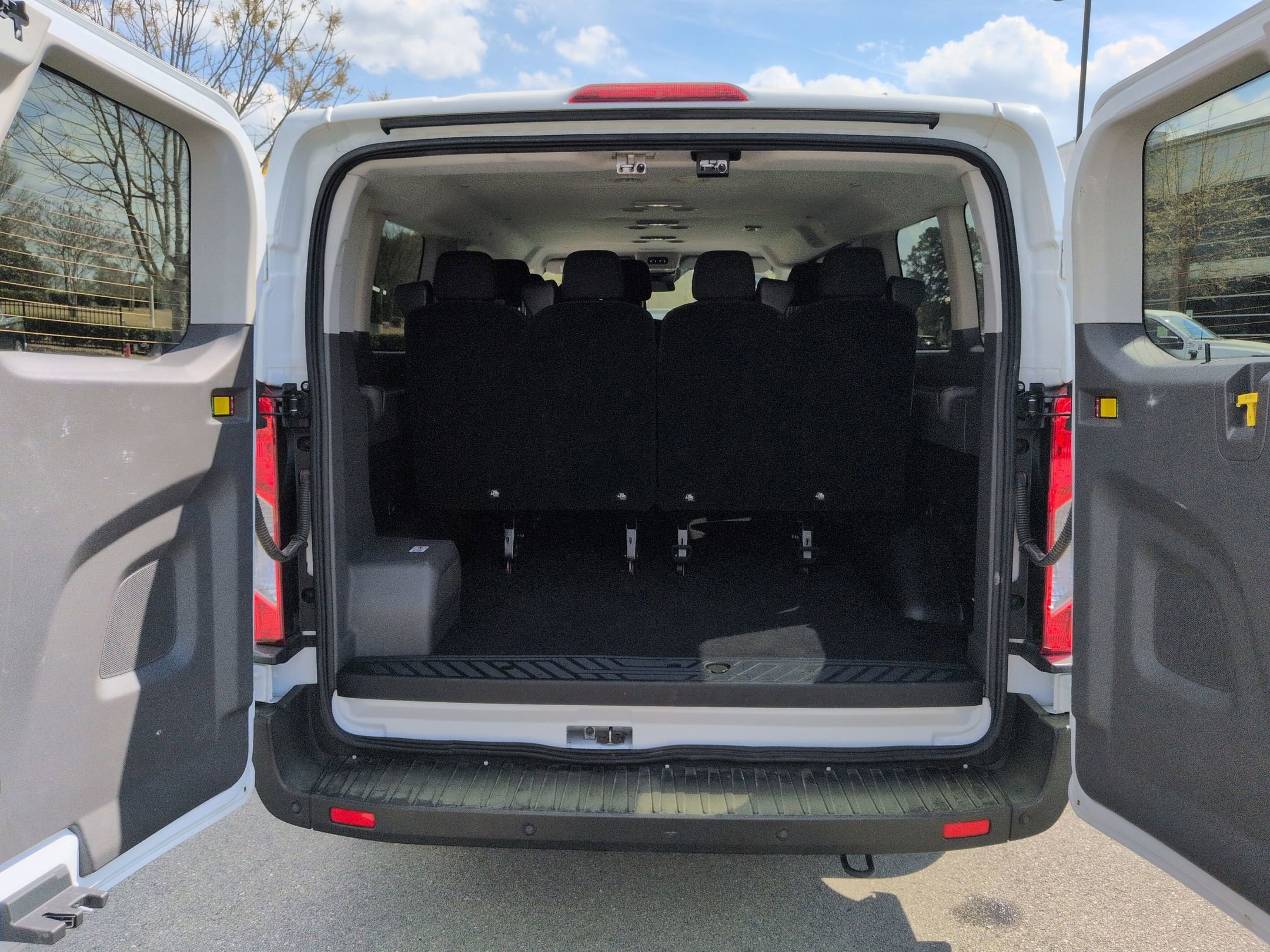 Certified 2024 Ford Transit 350 XLT image 26