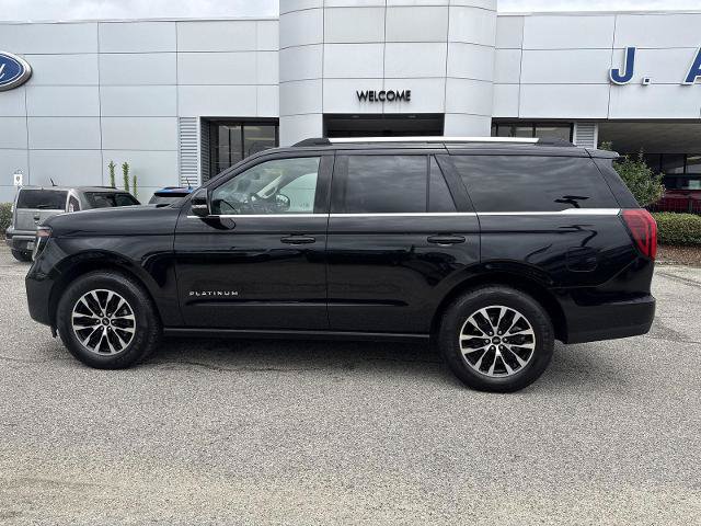 Certified 2025 Ford Expedition Platinum AWD/4WD image 2