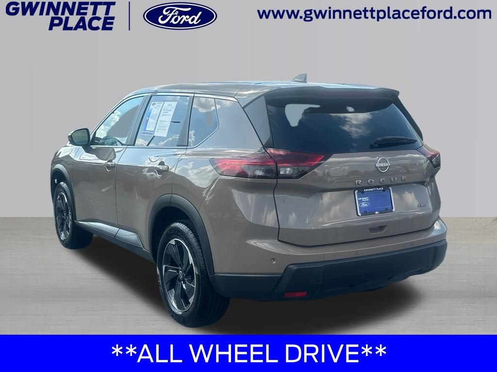Used 2025 Nissan Rogue SV AWD/4WD image 8