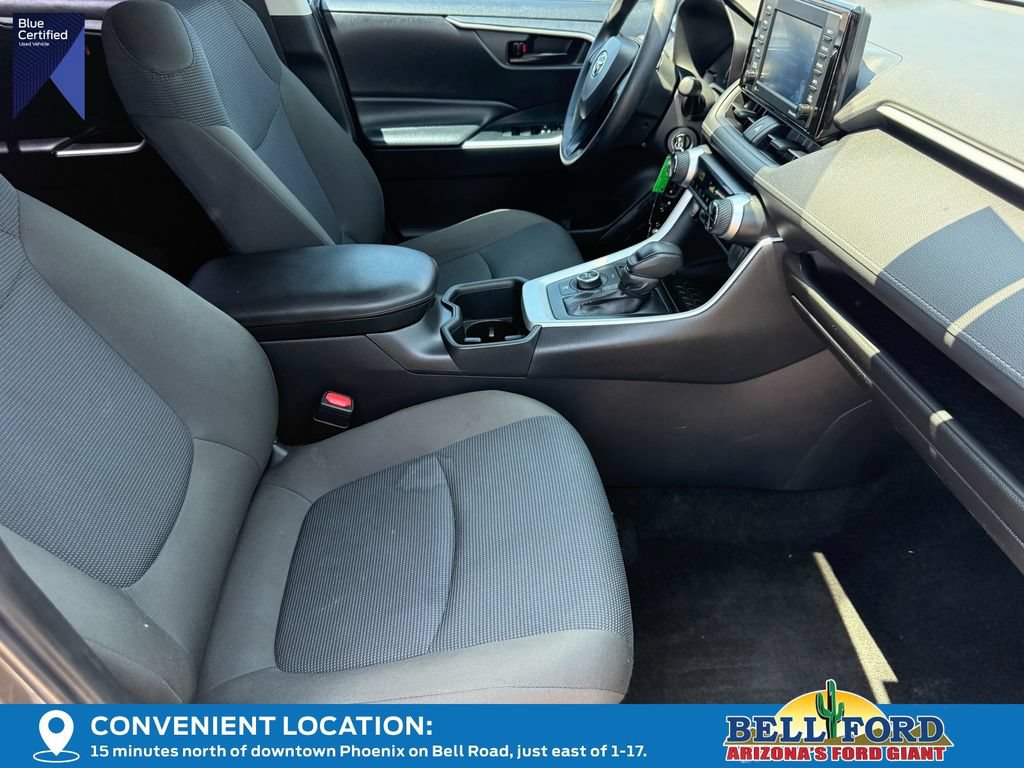 Used 2022 Toyota RAV4 LE AWD/4WD image 32