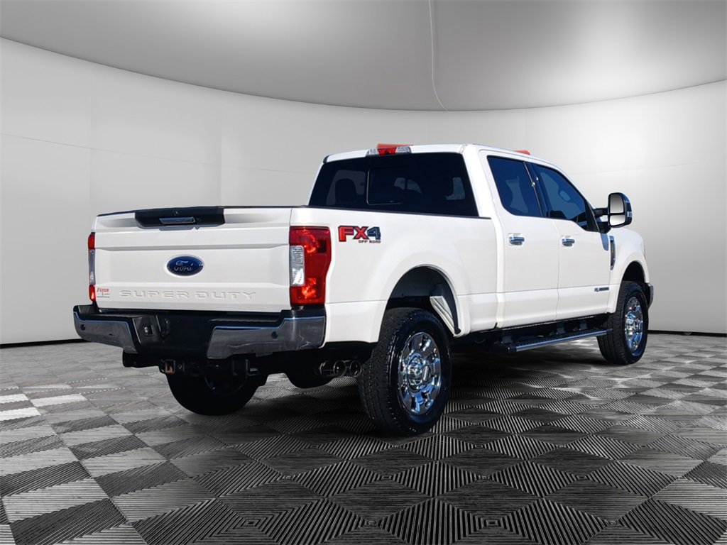 Certified 2019 Ford F250 Lariat w/ Chrome Package image 4