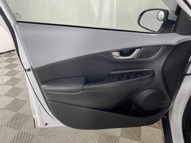 Used 2021 Hyundai Kona Limited image 21