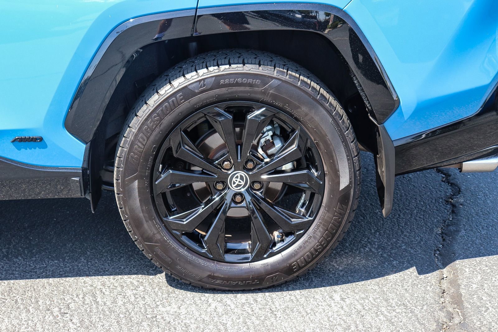 Used 2023 Toyota RAV4 XSE AWD/4WD image 8