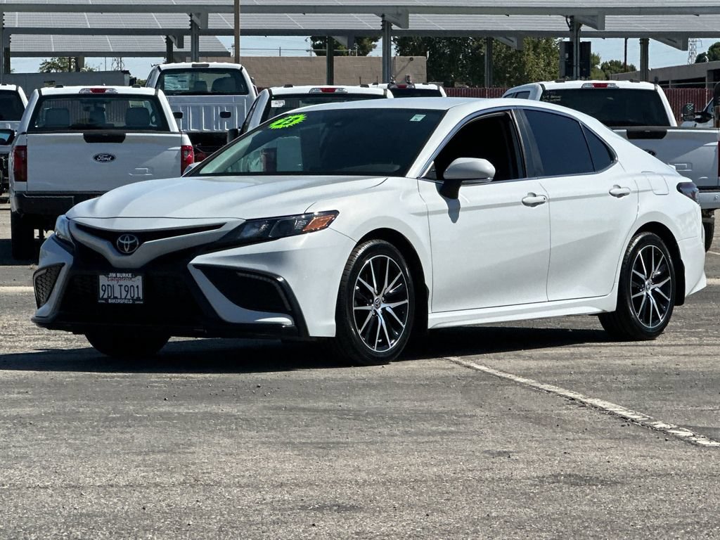Used 2023 Toyota Camry SE w/ Protection Package (Q2) (TMS) FWD image 7
