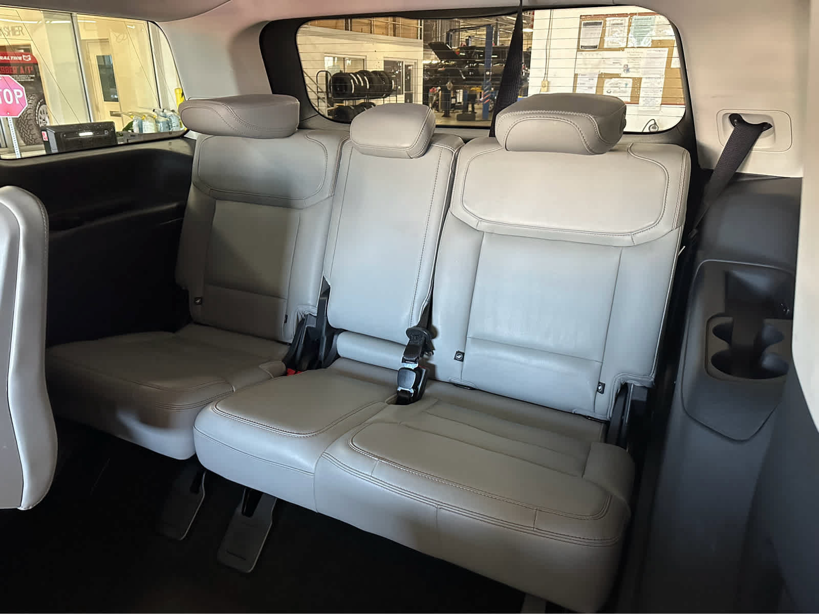 Certified 2025 Ford Expedition Active AWD/4WD image 47