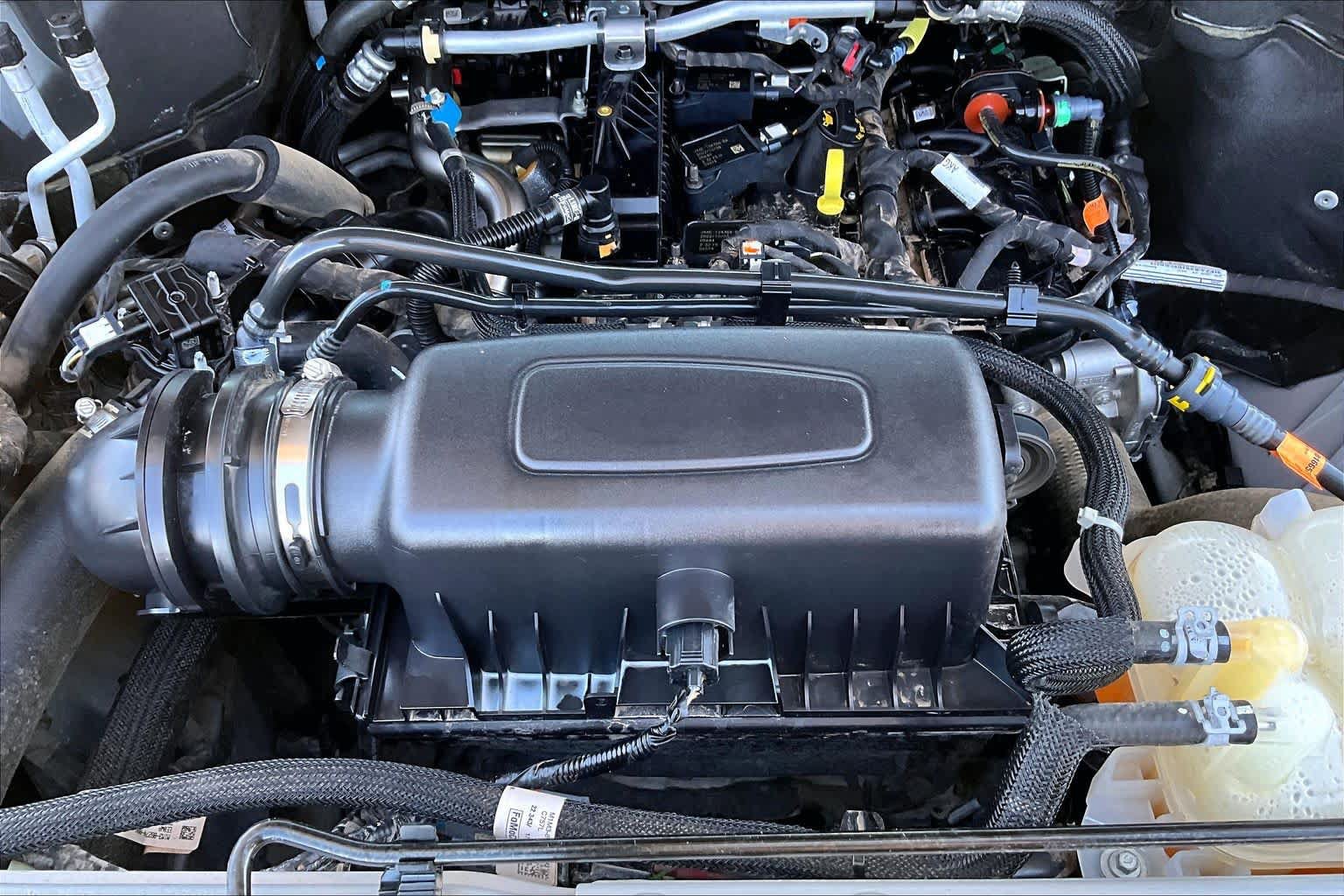 Certified 2023 Ford Explorer XLT RWD image 31