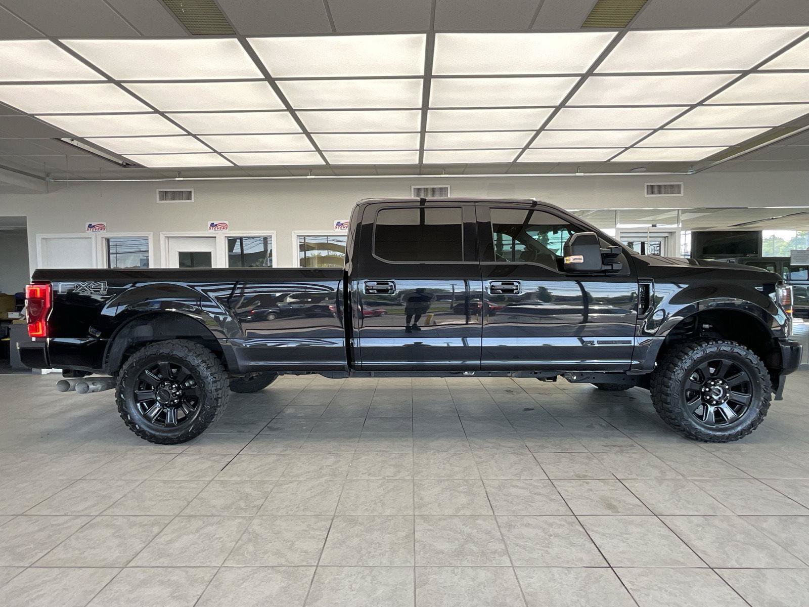 Certified 2021 Ford F350 Lariat AWD/4WD image 4