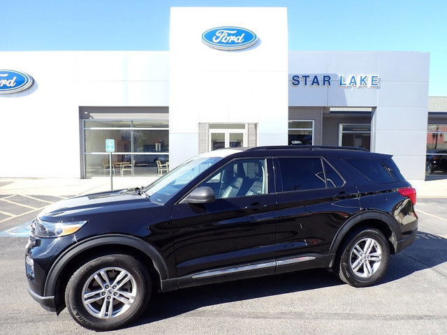 Certified 2022 Ford Explorer XLT w/ Equipment Group 202A image 6