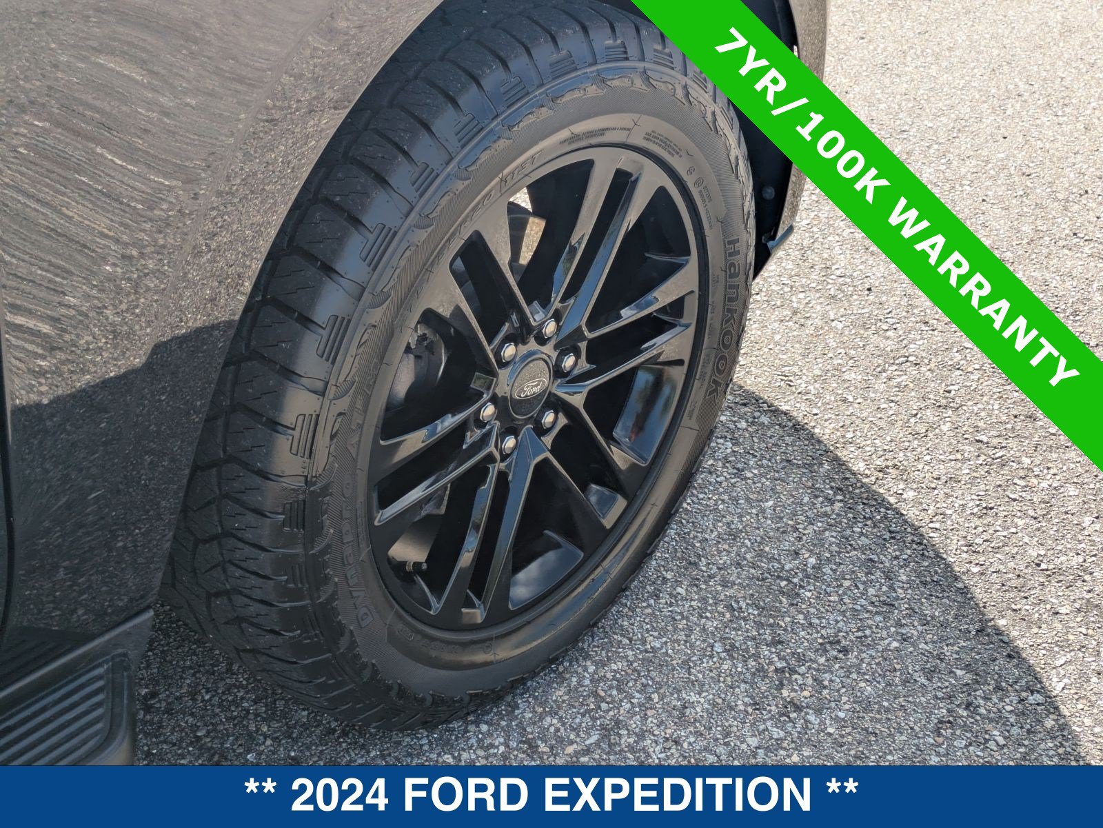 Certified 2024 Ford Expedition XLT RWD image 13