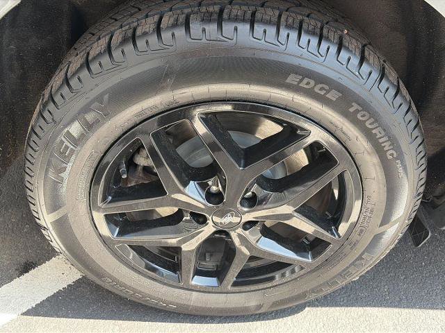 Certified 2024 Ford Edge SEL w/ Convenience Package AWD/4WD image 15