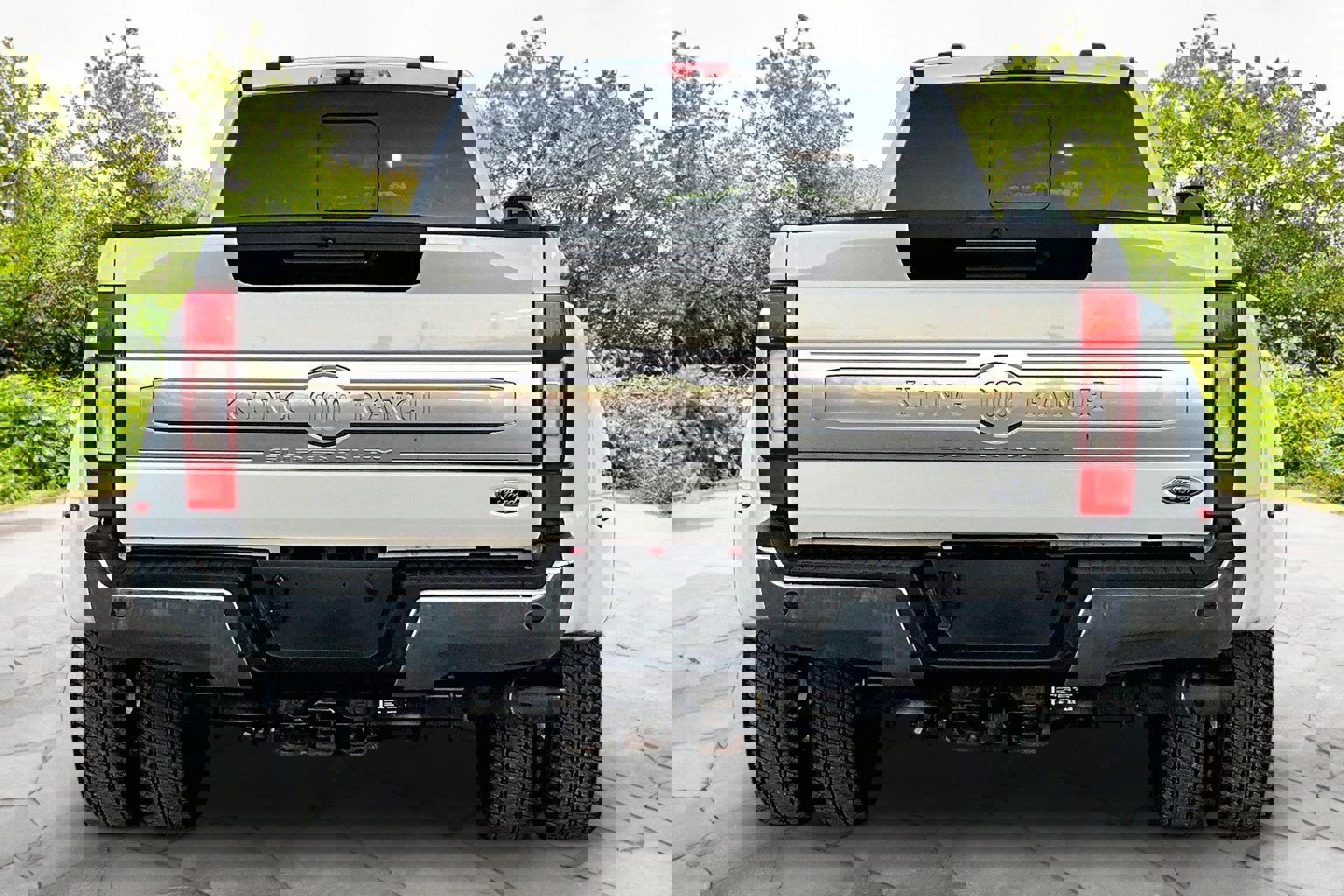 Certified 2022 Ford F350 King Ranch w/ King Ranch Ultimate Package image 4