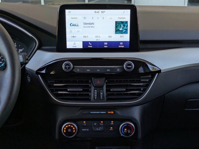 Certified 2022 Ford Escape SE image 15