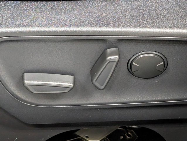 Certified 2025 Ford Escape ST-Line w/ Cold Weather Package FWD image 11