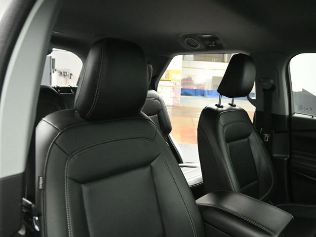 Certified 2022 Ford Explorer XLT w/ Equipment Group 202A image 45