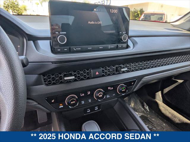 Used 2025 Honda Accord SE image 17