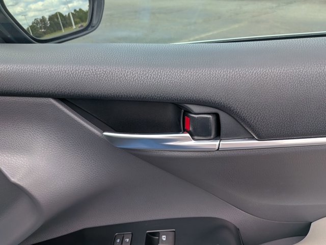 Used 2019 Toyota Camry SE w/ Audio Package FWD image 34