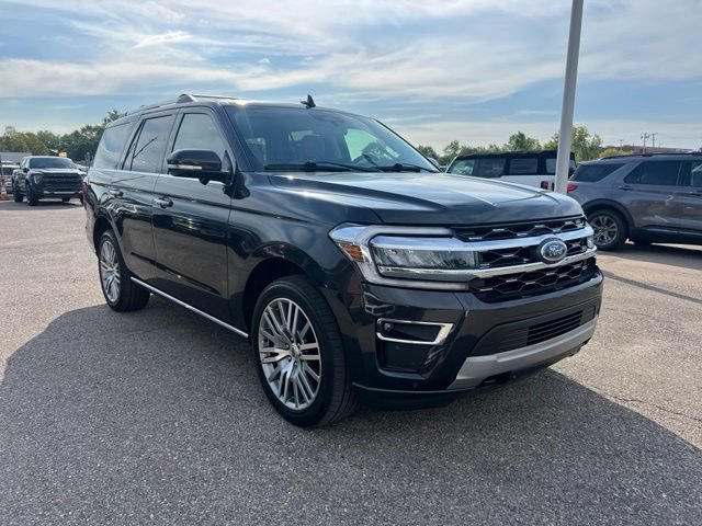 Certified 2023 Ford Expedition Limited AWD/4WD image 2
