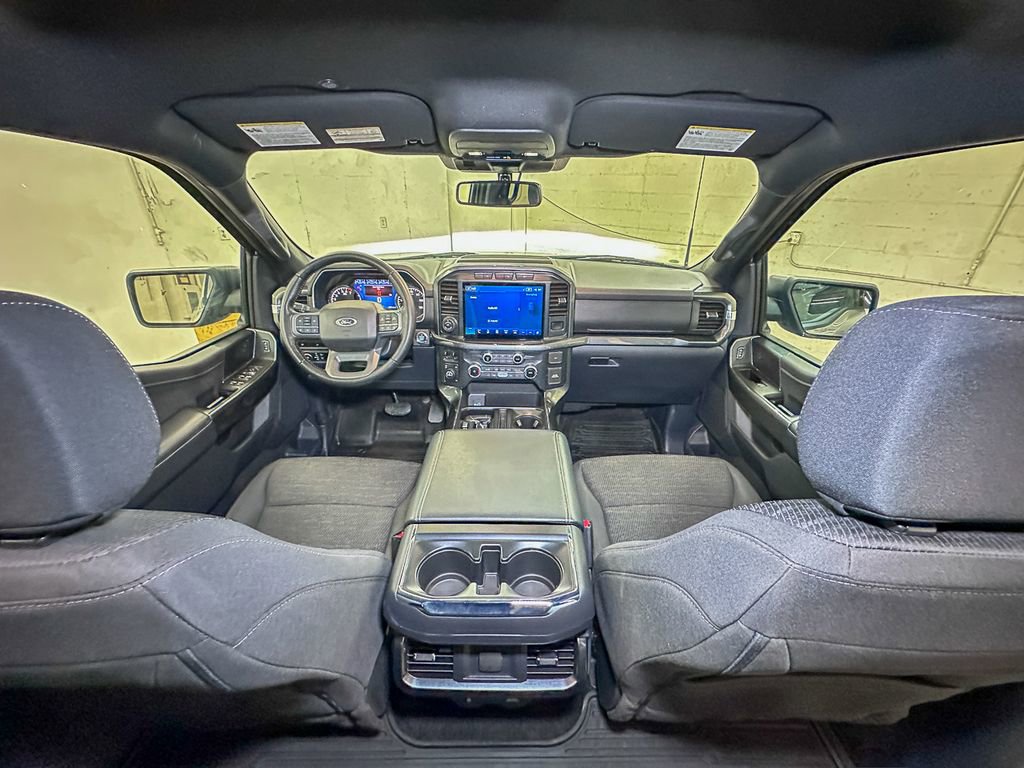 Certified 2022 Ford F150 XLT w/ Equipment Group 302A High image 33