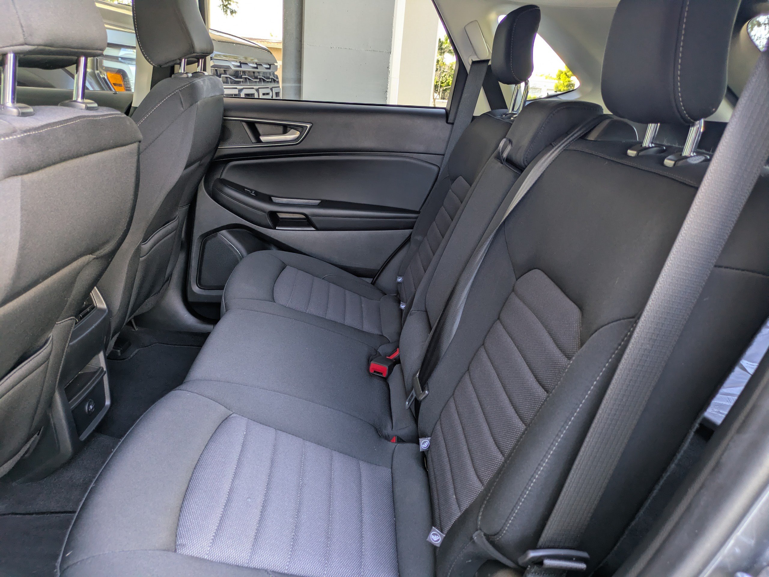 Certified 2024 Ford Edge SE w/ Black Appearance Package AWD/4WD image 14