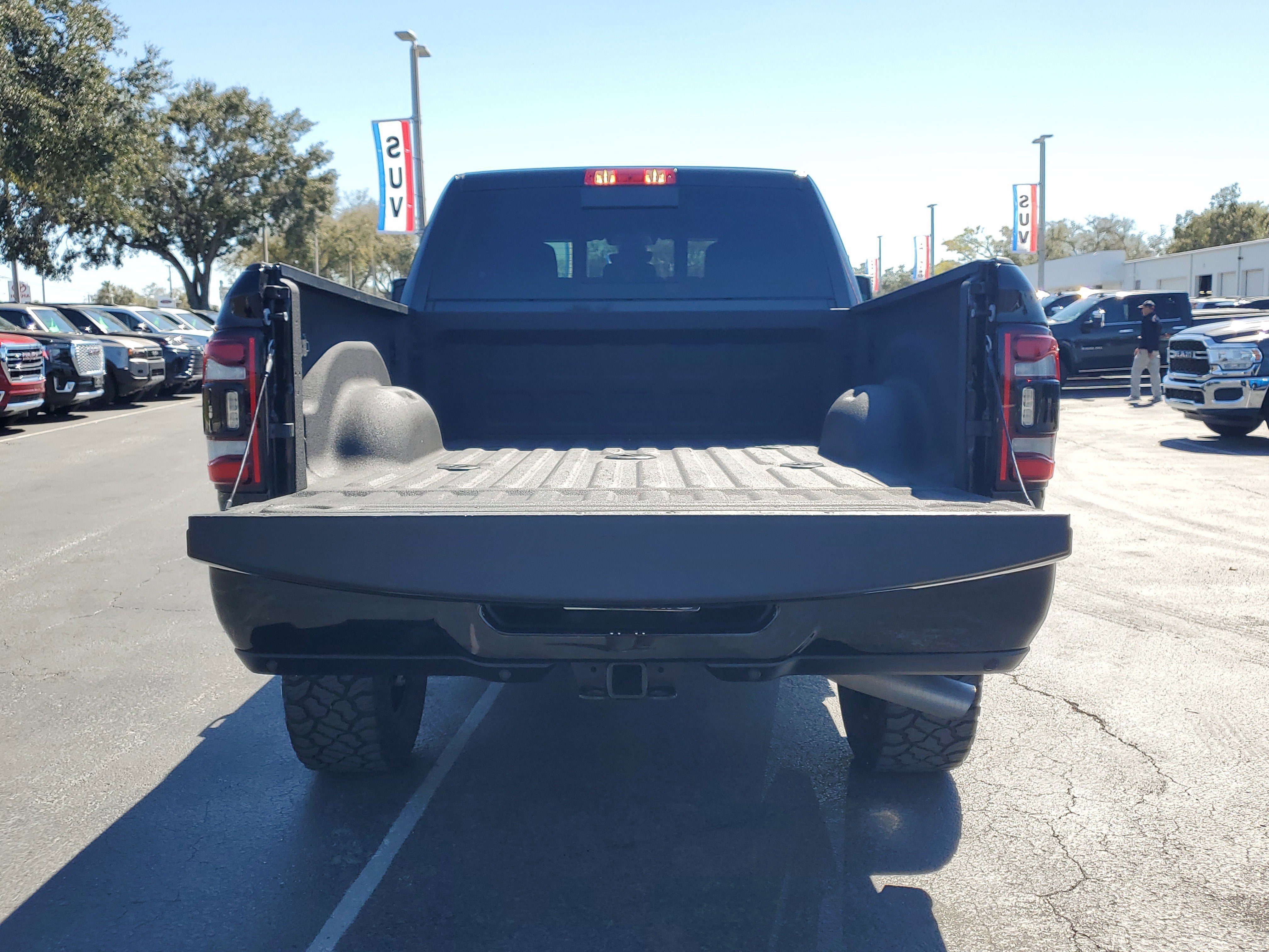 Used 2024 RAM 2500 Big Horn w/ Night Edition image 9