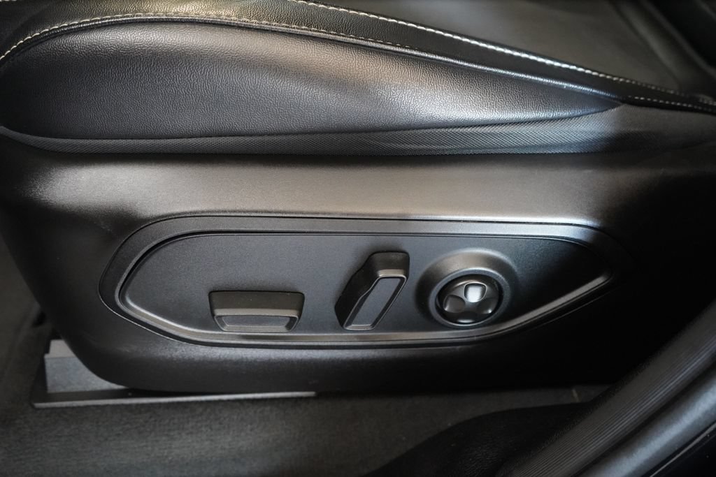 Used 2022 Jeep Grand Cherokee Altitude AWD/4WD image 18