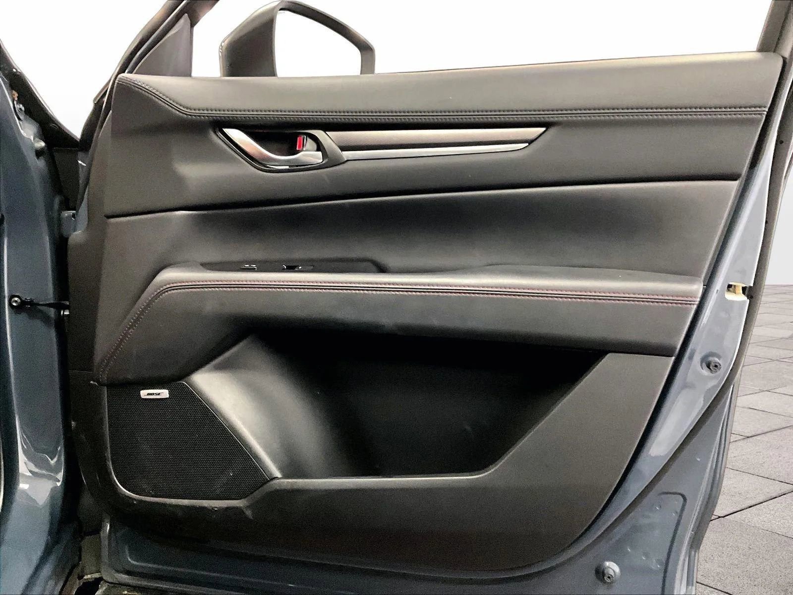 Used 2023 MAZDA CX-5 Carbon Edition image 23