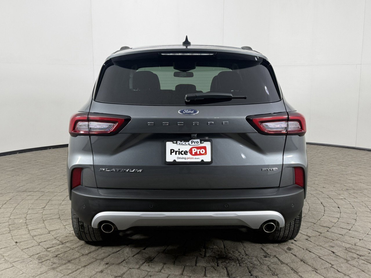 Certified 2025 Ford Escape Platinum AWD/4WD image 6