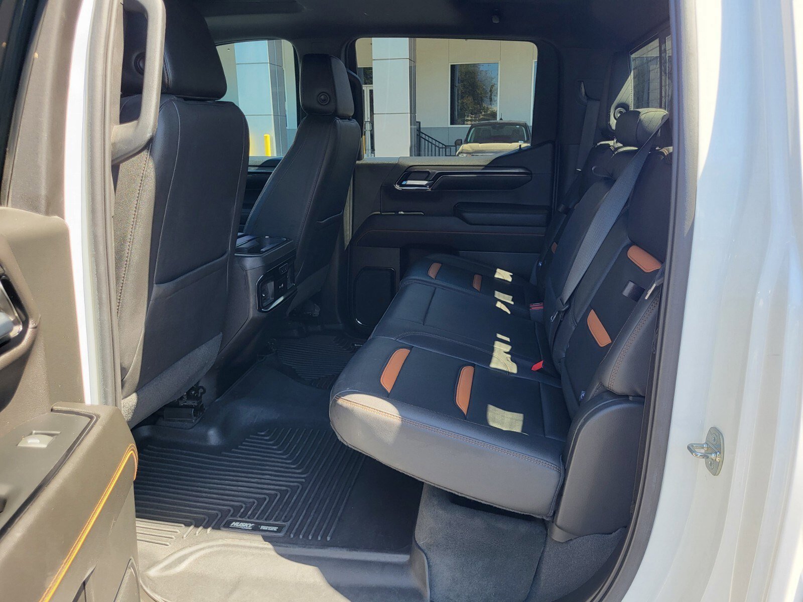 Used 2023 GMC Sierra 1500 AT4 w/ AT4 Premium Package image 18