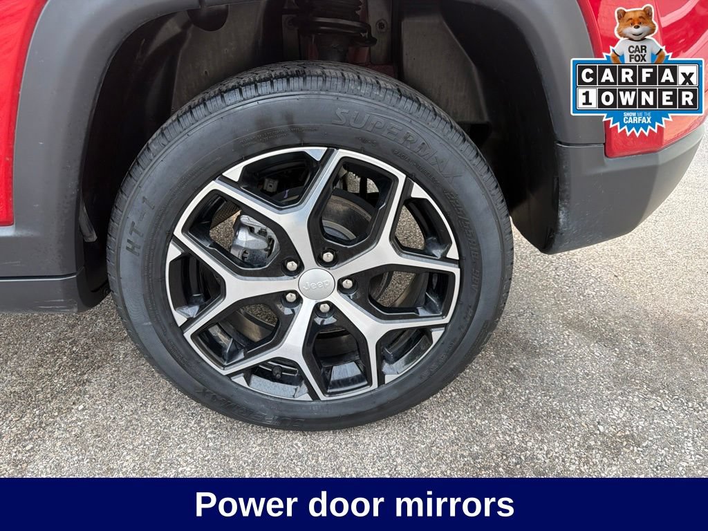 Used 2024 Jeep Compass Latitude AWD/4WD image 16