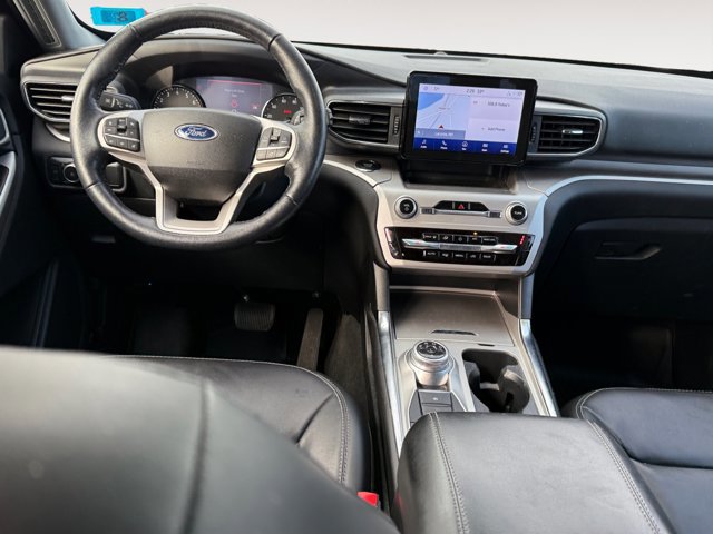 Certified 2022 Ford Explorer XLT w/ Equipment Group 202A image 12