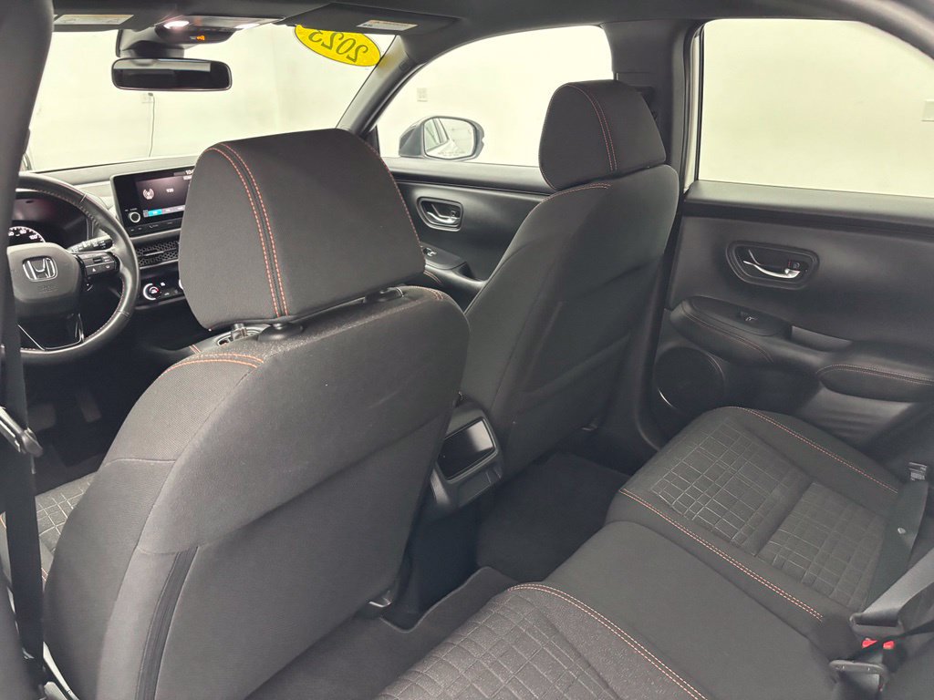 Used 2023 Honda HR-V Sport image 33