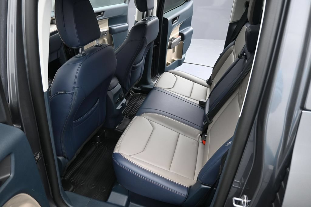 Certified 2025 Ford Maverick Lariat AWD/4WD image 26