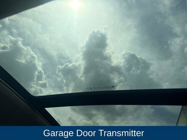 Used 2023 Buick Encore GX Essence w/ Experience Buick Package FWD image 18