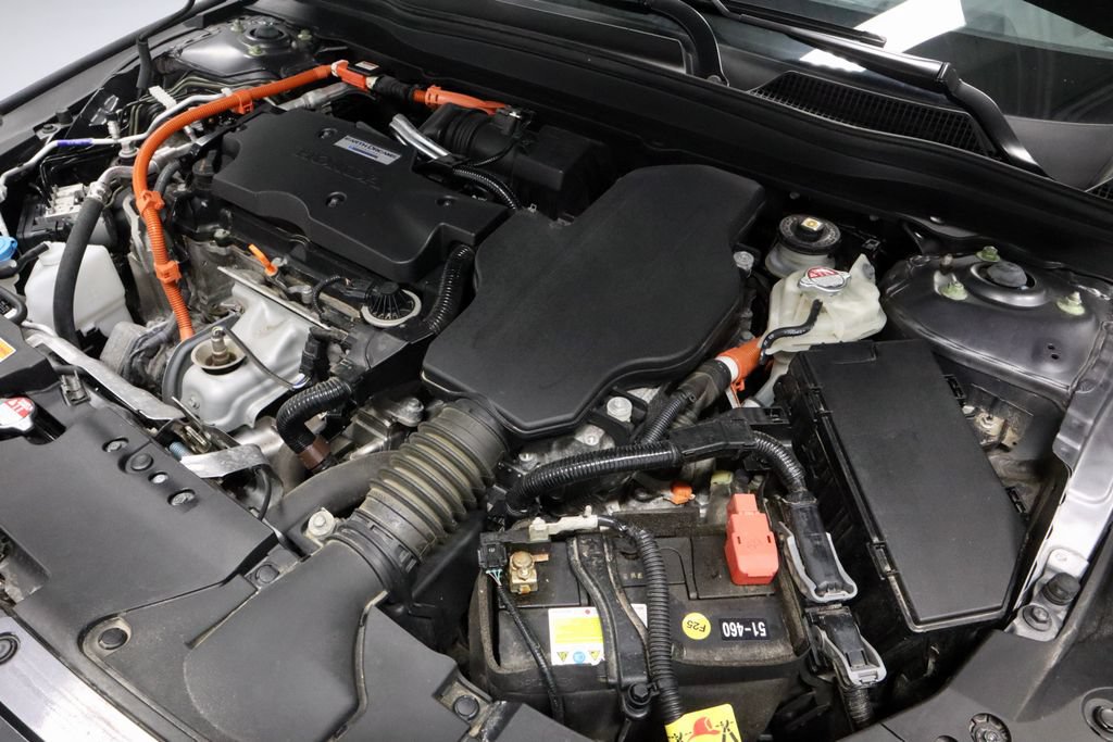 Used 2020 Honda Accord Touring image 16