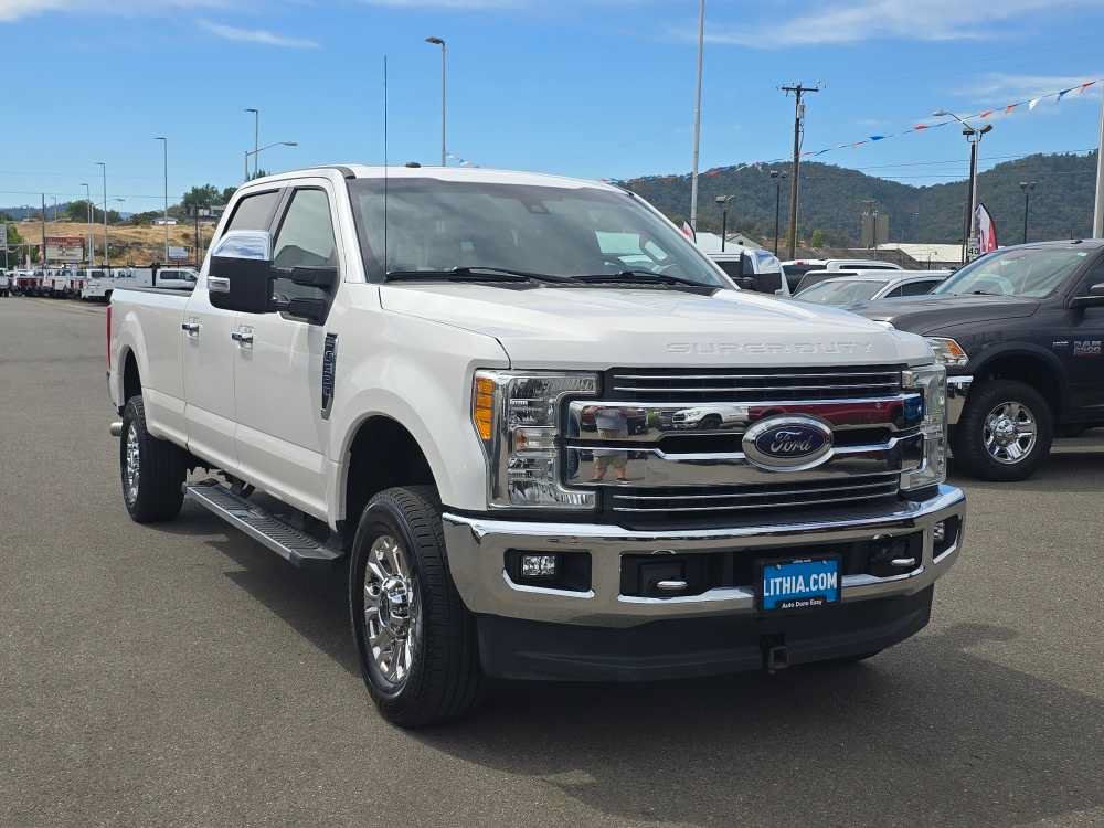 Certified 2017 Ford F350 Lariat w/ Lariat Ultimate Package AWD/4WD image 7