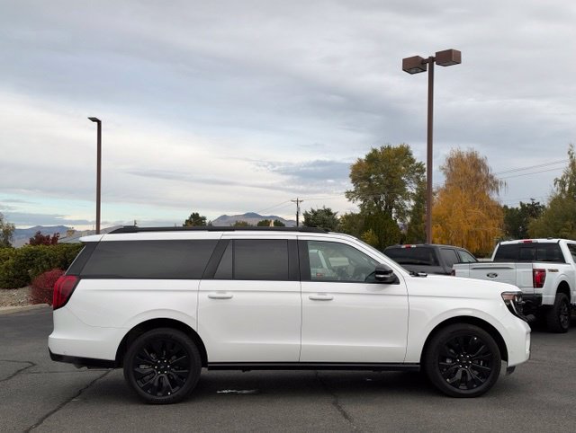 Certified 2025 Ford Expedition Max Platinum w/ Stealth Appearance Package AWD/4WD image 2