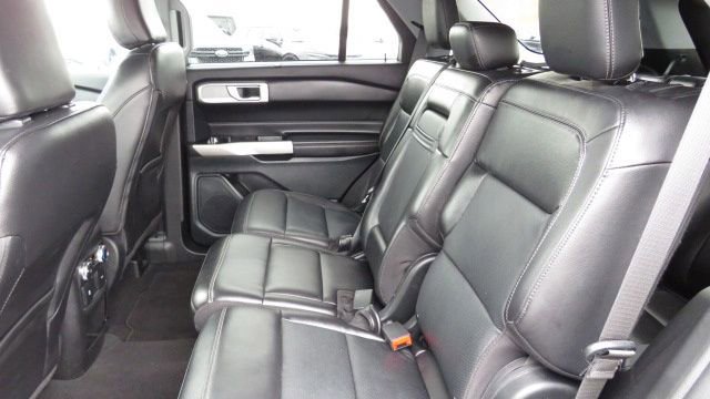 Certified 2023 Ford Explorer Limited image 11