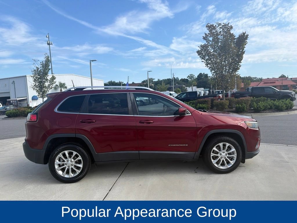 Used 2019 Jeep Cherokee Latitude w/ Popular Appearance Group FWD image 11