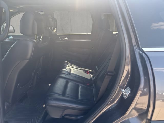 Used 2018 Jeep Grand Cherokee Limited w/ Luxury Group II AWD/4WD image 4