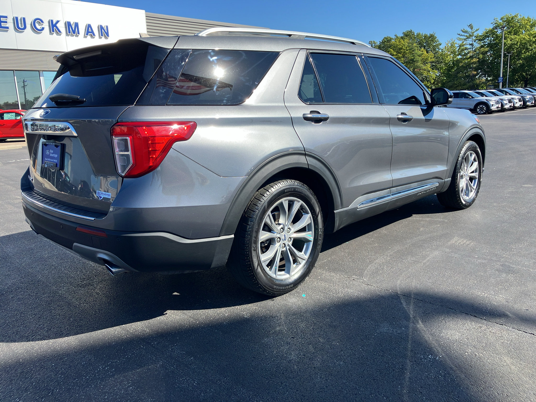Certified 2021 Ford Explorer Limited w/ Equipment Group 301A RWD image 6