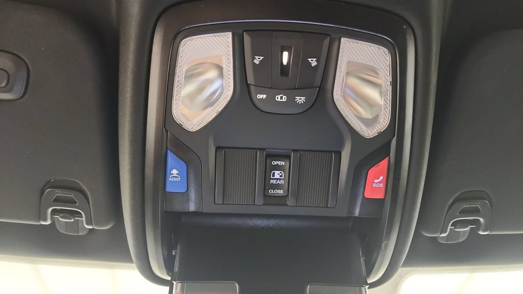 Used 2025 RAM 1500 Big Horn AWD/4WD image 26