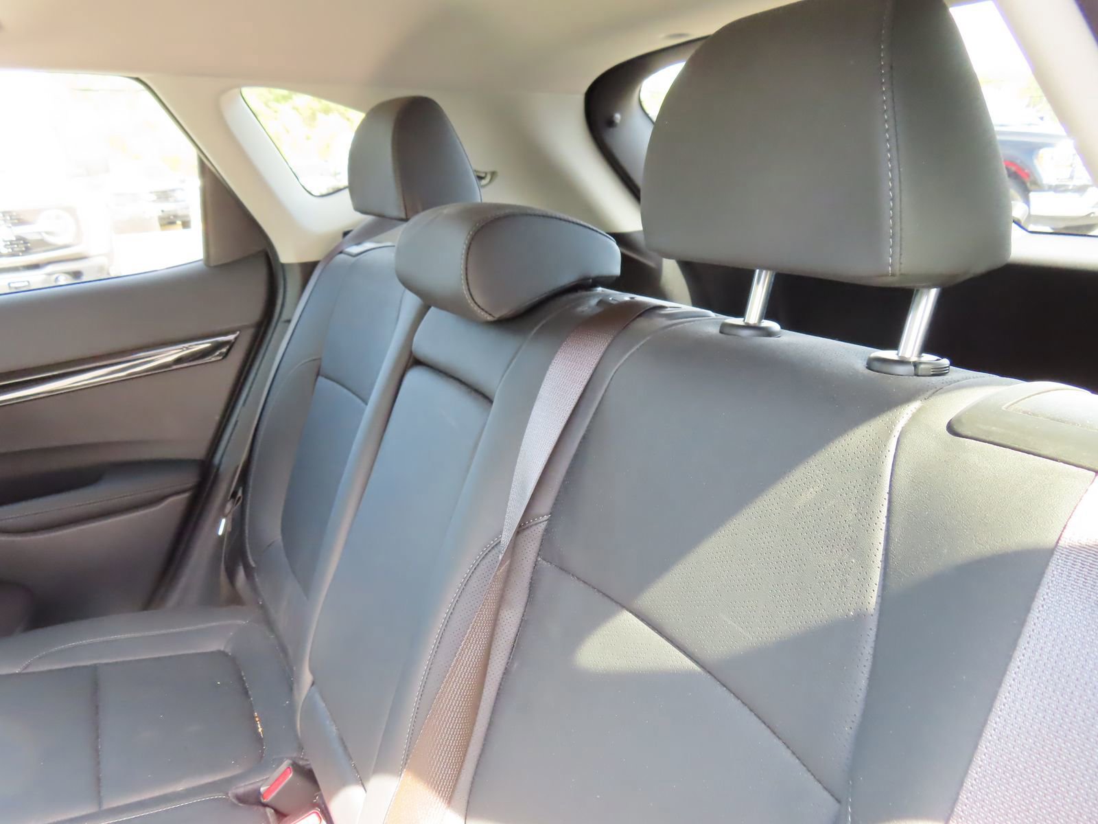 Used 2024 Kia Seltos EX image 30