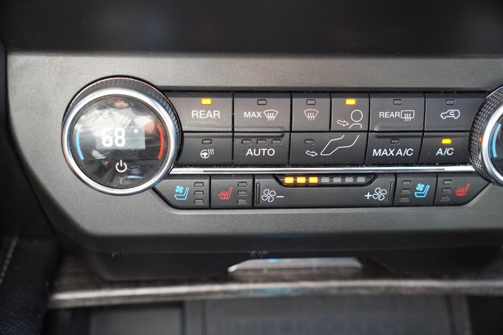 Certified 2019 Ford Expedition Max Limited AWD/4WD image 8