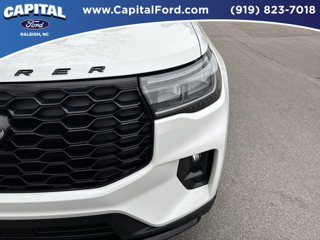 Certified 2025 Ford Explorer ST-Line w/ Premium Package image 11