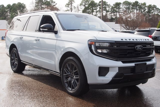 Certified 2025 Ford Expedition Max Platinum w/ Stealth Performance Package image 7