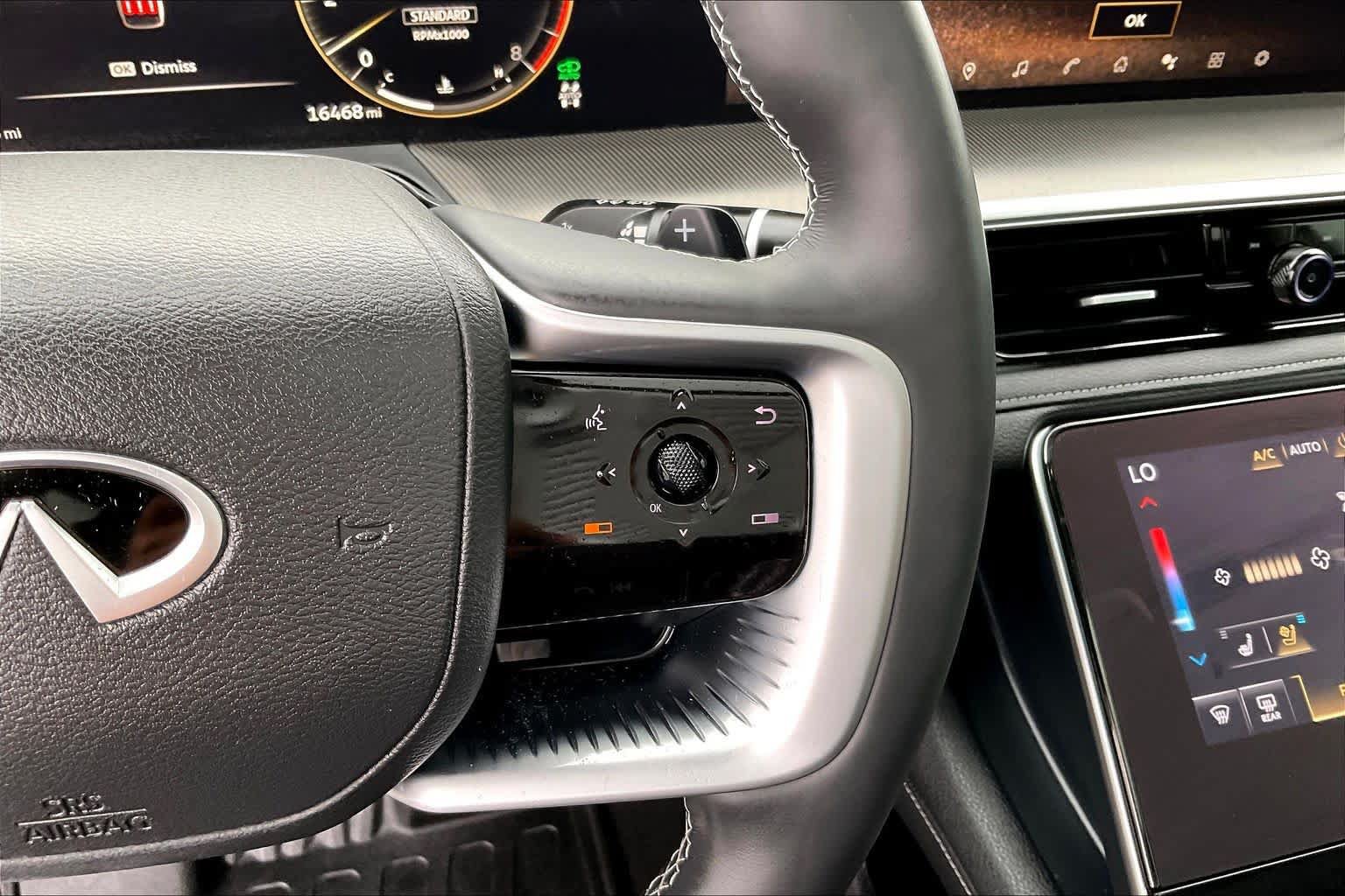 Used 2025 INFINITI QX80 Luxe AWD/4WD image 20